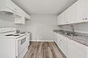 234 E Texas St, Brazoria, TX 77422 - Photo 8