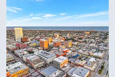 2400 Mechanic Street #204, Galveston, TX 77550 - Photo 38