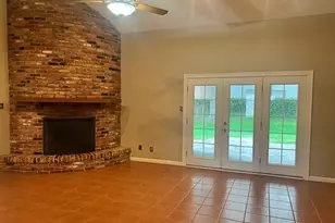 1365 Sheridan Ln, Beaumont, TX 77706 - Photo 10