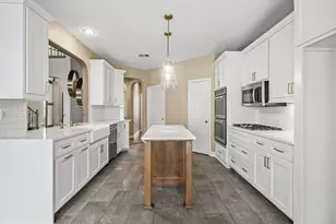 2822 Hazy Hillside Ct, Houston, TX 77345 - Photo 16