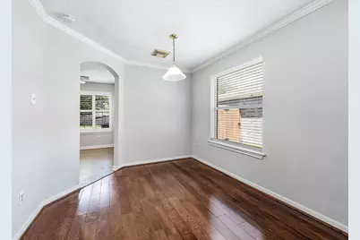 5922 James Place, Houston, TX 77085 - Photo 8