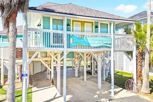 319 Pompano Ln, Surfside Beach, TX 77541 - Photo 1