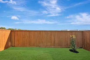 16019 Hayes Pk Dr, Houston, TX 77079 - Photo 6