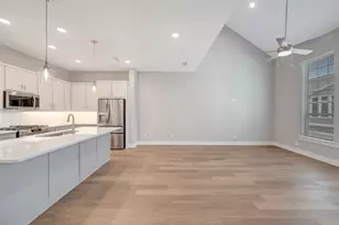 16019 Hayes Pk Dr, Houston, TX 77079 - Photo 26