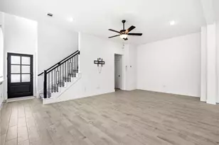 219 Prairie Rose Ct, Conroe, TX 77318 - Photo 8