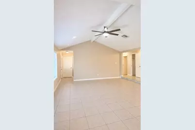 408 Bayridge Drive, League City, TX 77573 - Photo 4