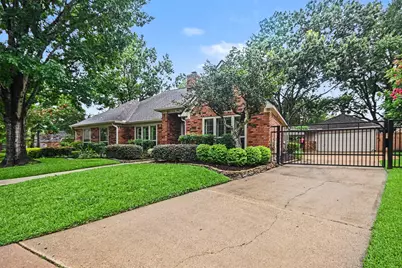 15318 Brook Arbor Court, Houston, TX 77062 - Photo 2
