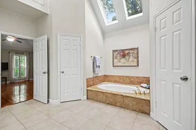15318 Brook Arbor Court, Houston, TX 77062 - Photo 20