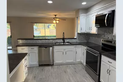 14555 Wunderlich Drive #3305, Houston, TX 77069 - Photo 2