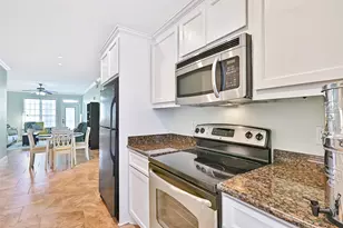 7000 Seawall Blvd, Galveston, TX 77551 - Photo 12