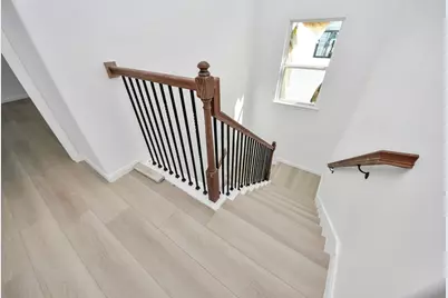 8655 Sunderland Road, Houston, TX 77028 - Photo 6