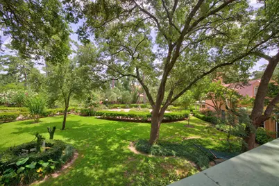 35 W Rivercrest Drive, Houston, TX 77042 - Photo 22