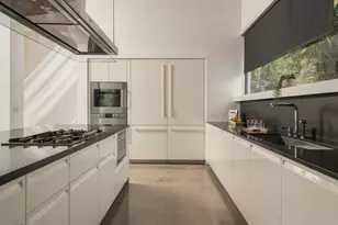 1527 Indiana St, Houston, TX 77006 - Photo 14