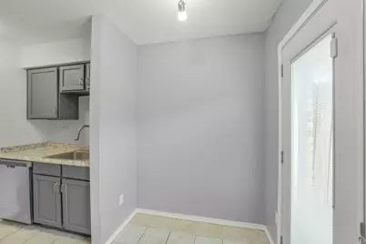 6202 Skyline Drive #10, Houston, TX 77057 - Photo 8