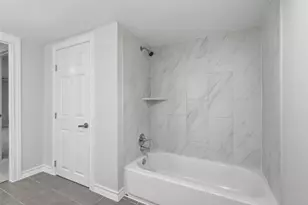 7826 Twin Hills Dr, Houston, TX 77071 - Photo 24