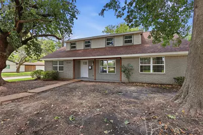 7826 Twin Hills Drive, Houston, TX 77071 - Photo 30