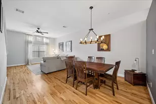 8715 Meadowcroft Dr, Houston, TX 77063 - Photo 10