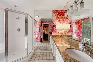 9400 Doliver Dr, Houston, TX 77063 - Photo 26