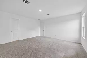 216 Amy St, Angleton, TX 77515 - Photo 32