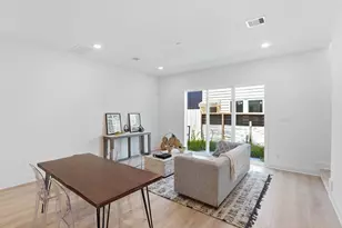 1014 - 1016 Upside Wheatley Ln, Houston, TX 77091 - Photo 6