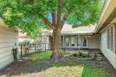 7721 Beluche Drive, Galveston, TX 77551 - Photo 6