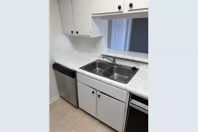 2816 S Bartell Drive #37, Houston, TX 77054 - Photo 10