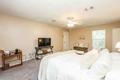 13706 Darrington Lane, Houston, TX 77069 - Photo 16