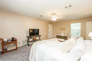 13706 Darrington Ln, Houston, TX 77069 - Photo 16