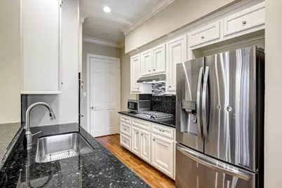 2740 Wroxton Road, West University Place, TX 77005 - Photo 12