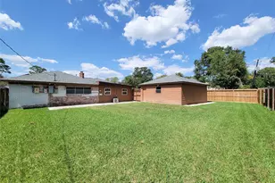 2115 Forest Oaks Dr, Houston, TX 77017 - Photo 44