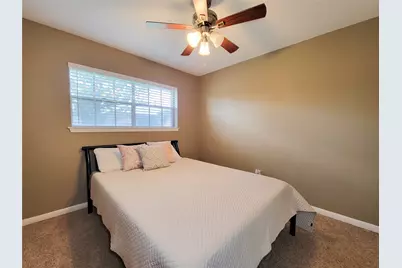 2115 Forest Oaks Drive, Houston, TX 77017 - Photo 38