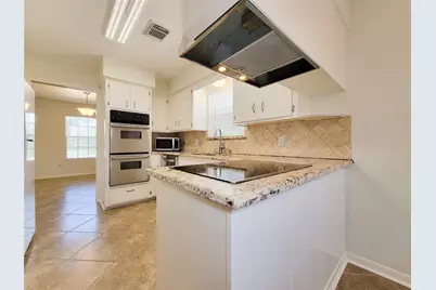 2115 Forest Oaks Drive, Houston, TX 77017 - Photo 26