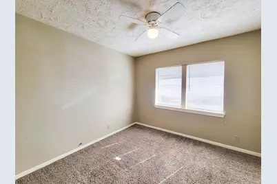 10117 Dulcimer Street, Houston, TX 77051 - Photo 28