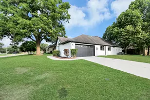 33206 Whitley Ct, Fulshear, TX 77441 - Photo 4