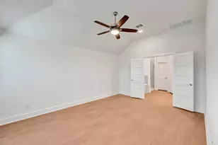 1816 Sleeping Hls Dr, Rosenberg, TX 77471 - Photo 4