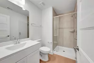1816 Sleeping Hls Dr, Rosenberg, TX 77471 - Photo 18