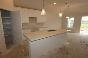 1816 Sleeping Hls Dr, Rosenberg, TX 77471 - Photo 2