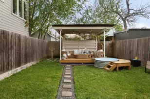 5733 Darling St, Houston, TX 77007 - Photo 10