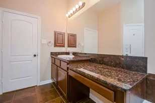 22 Cheswood Manor, The Woodlands, TX 77382 - Photo 44