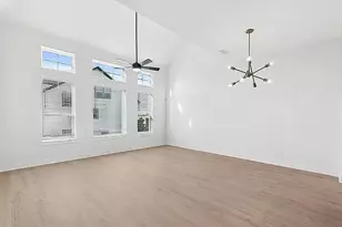 16046 Mason Run Dr, Houston, TX 77079 - Photo 14