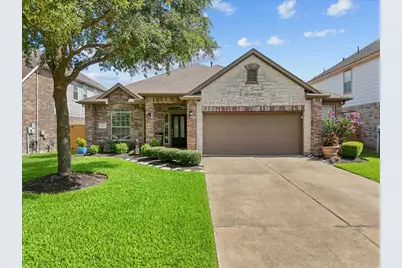 2875 Torano Circle, League City, TX 77573 - Photo 2