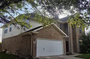 9526 Heflin Colony Dr, Sugar Land, TX 77498 - Photo 2