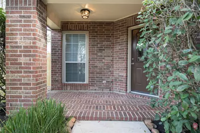 416 Laddingford Ln, League City, TX 77573 - Photo 2