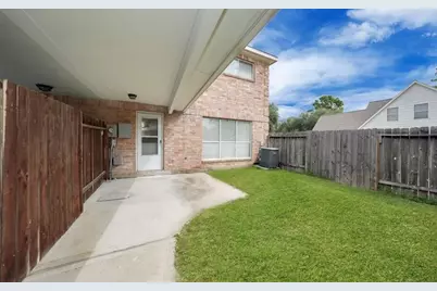 10813 Norchester Village Drive, Houston, TX 77070 - Photo 18