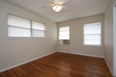 8807 Timberside Drive #7, Houston, TX 77025 - Photo 6