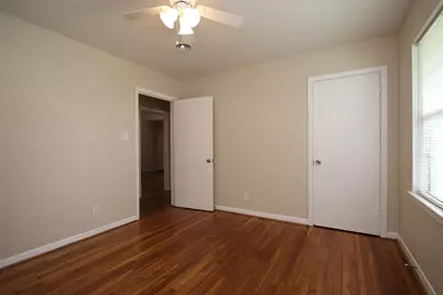 8807 Timberside Drive #7, Houston, TX 77025 - Photo 10