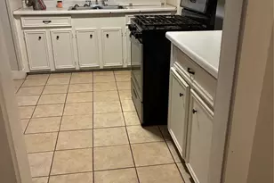 8921 Ramin St, Houston, TX 77093 - Photo 10