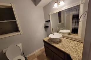 1918 Crystal Springs Dr, Houston, TX 77339 - Photo 10