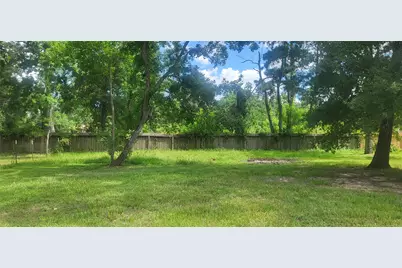 16711 Lake Circle, Conroe, TX 77302 - Photo 20