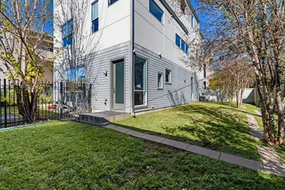 162 Vieux Carre Drive, Houston, TX 77009 - Photo 40